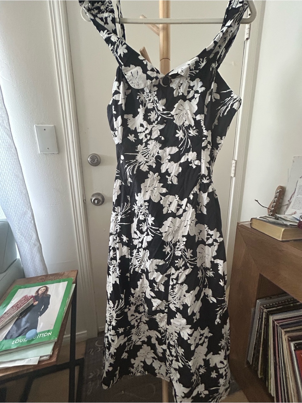 Fashion Nova Black & White Floral Midi Dress